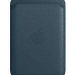 Apple iPhone Leather Wallet with MagSafe Baltic Blue