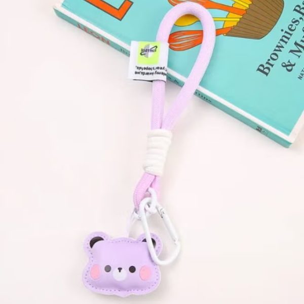 Elegantly designed pendant that attaches to the phone, with a plastic part for attaching to the phone