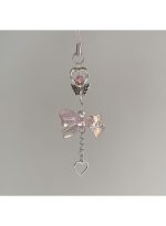 Stylishly designed necklace that attaches to the phone, with a plastic part to secure it to the phone - Image 2