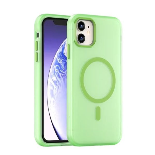 Drop-resistant, reinforced plastic back cover compatible with iPhone 11 - Green